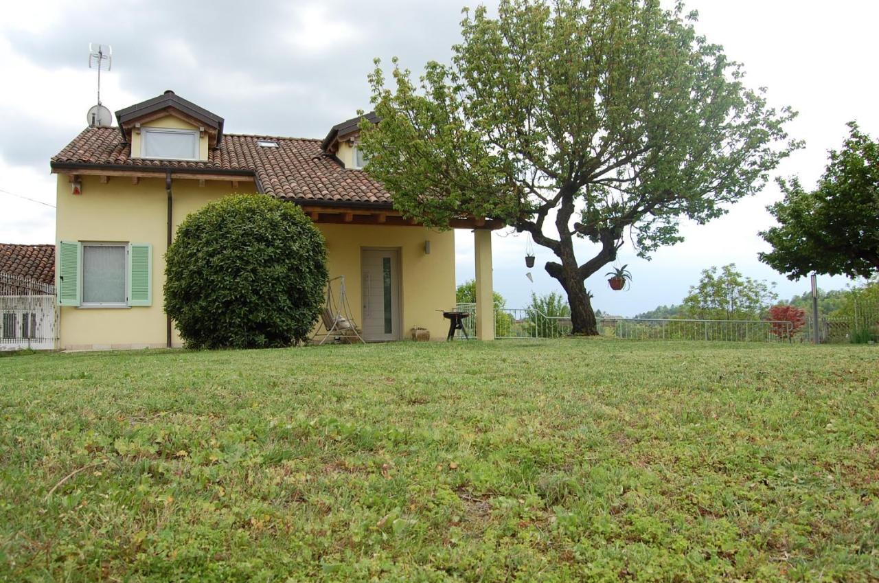 Monferrato Asti-Luminosa Villa Castell'Alfero Exterior photo